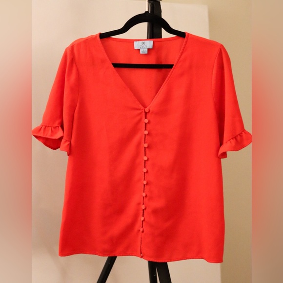 Red CeCe V-Neck Ruffled Button-Down Blouse Size M - Picture 2 of 7